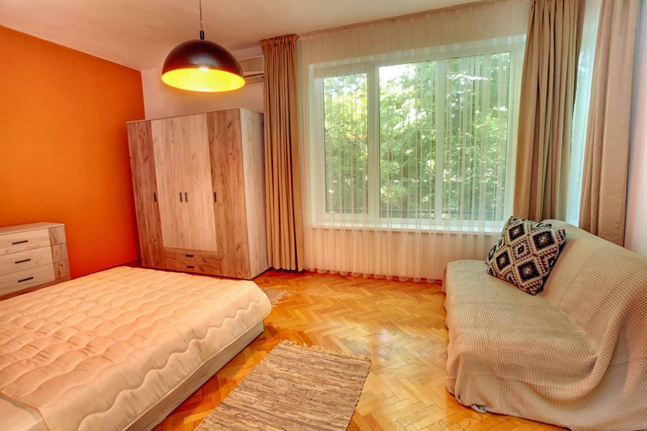 Terrace Home - Three Bedrooms City Center Plovdiv Exteriér fotografie
